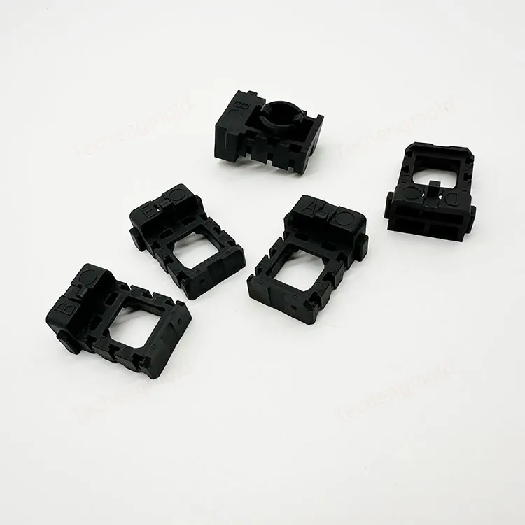 特诚科技精密工程塑料注塑件实拍